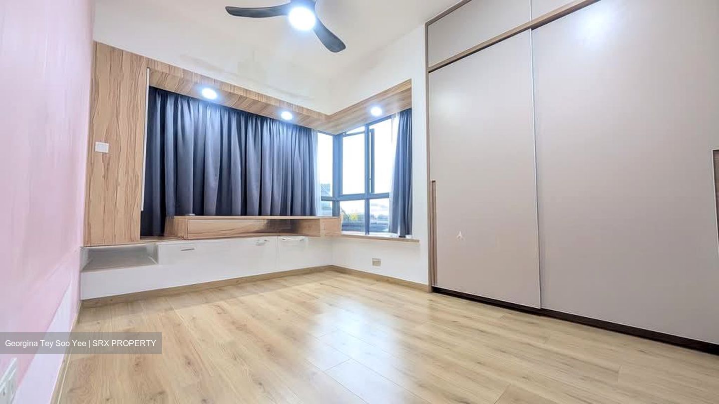 Coco Palms (D18), Condominium #567753271